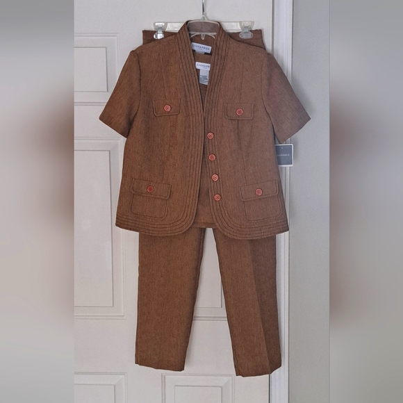 Sag Harbor Pants - Sag Harbor NWT 3 Piece Set Pant Tank Jacket Color Spice Office Business. Size 10